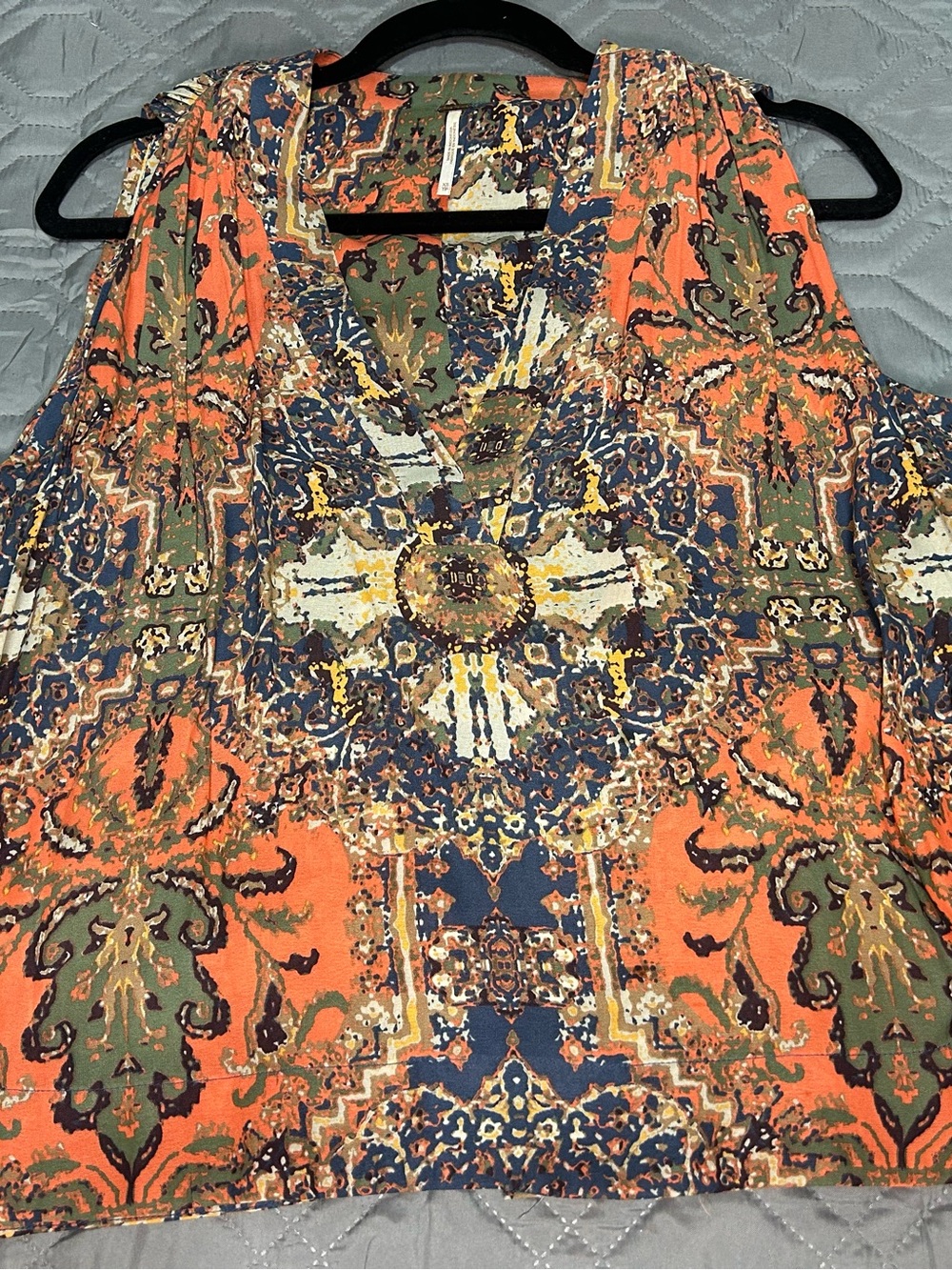 Free People Multicolor Abstract Medallion paisley Print Top oversized xs